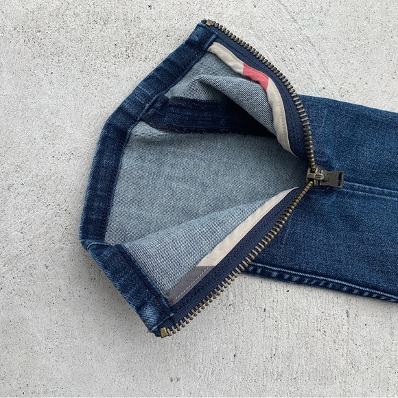 Burberry Brit Jeans 28 waist - Picture 11 of 14